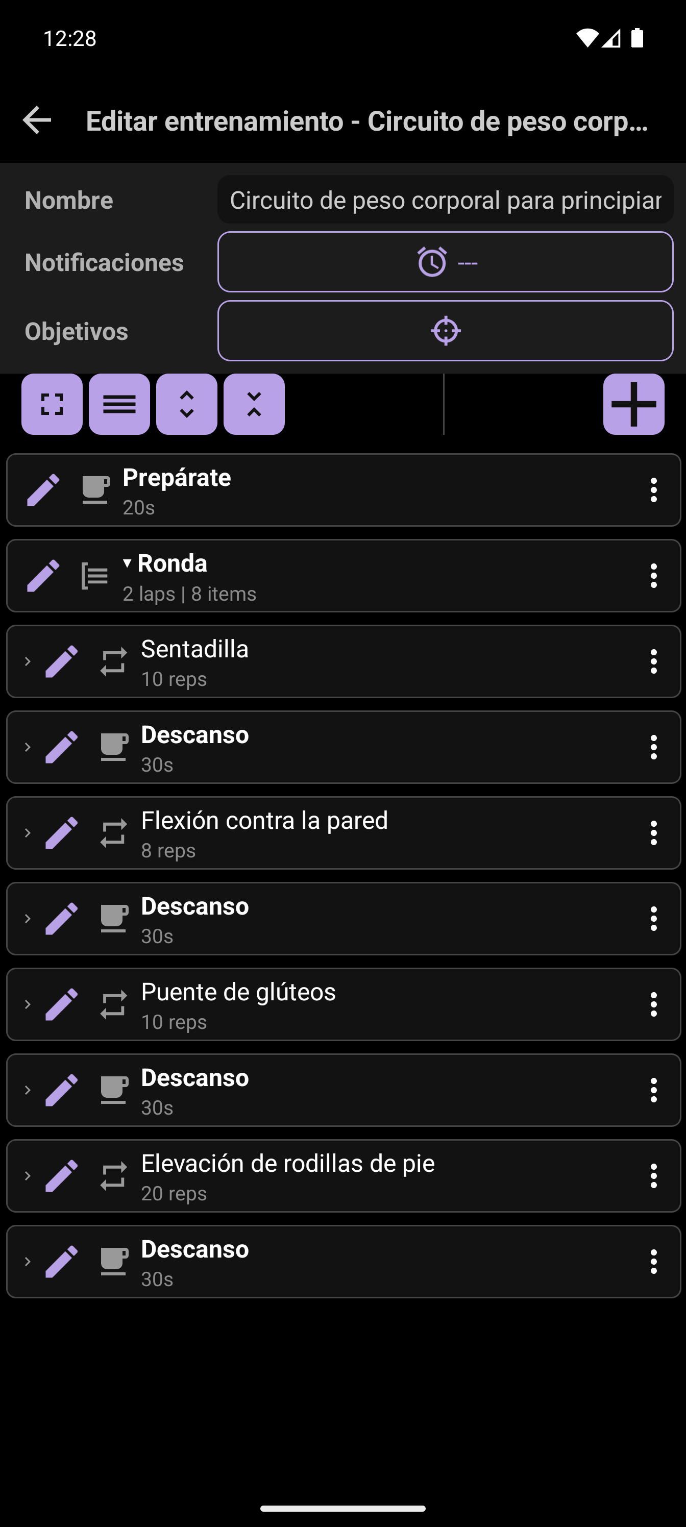 Creador de entrenamientos de CrazyFit mostrando el circuito de peso corporal para principiantes