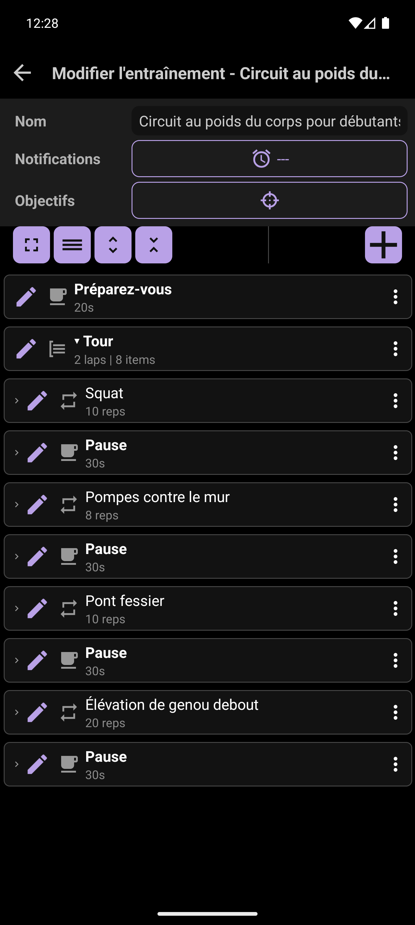 Créateur d'entraînement CrazyFit affichant le circuit au poids du corps pour débutants